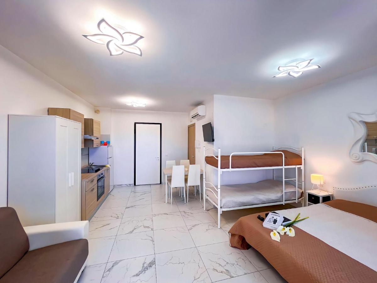 Zeus Bibione Exterior foto