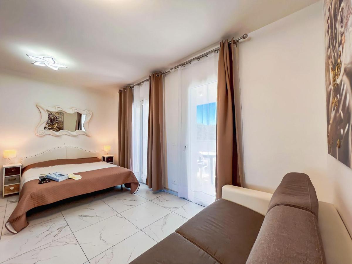 Zeus Bibione Exterior foto
