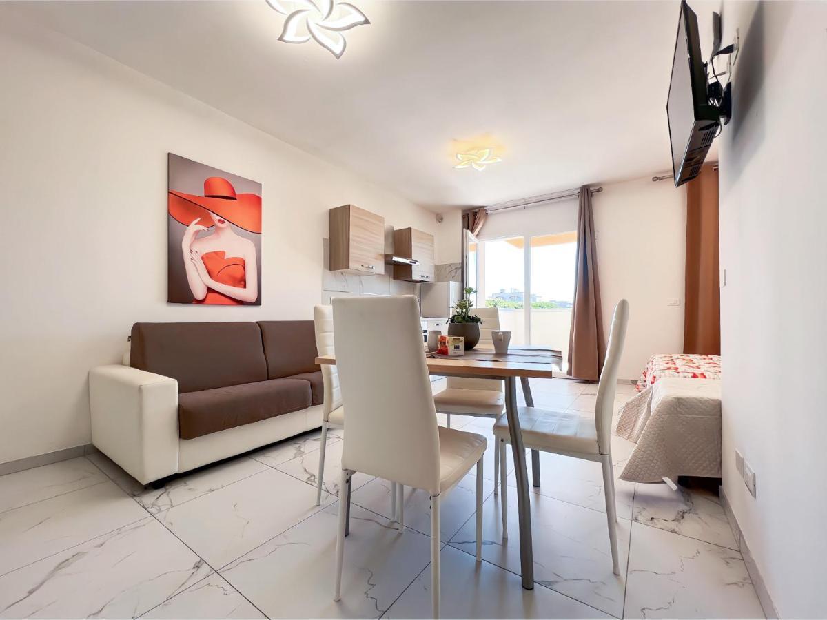 Zeus Bibione Exterior foto